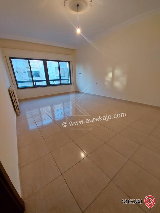 بناية سكنية استثمارية على أرض 915م للبيع في عمان - عبدون