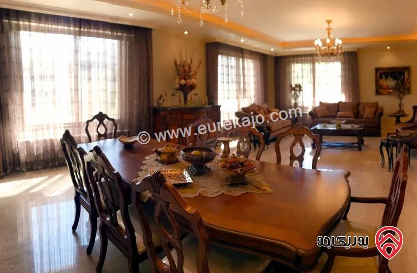 شقة مفروشة أرضية مساحة 360م مع حديقة 200م للايجار في عمان - الرابية