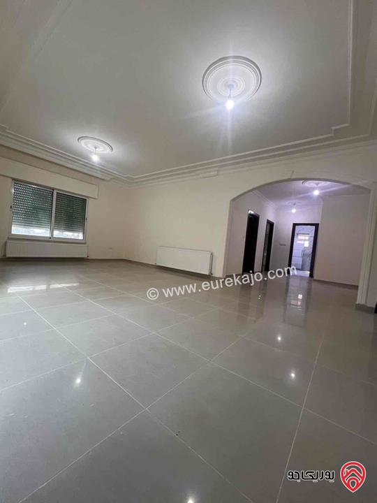 شقة طابق أول مساحة 140م للايجار في عمان - خلدا