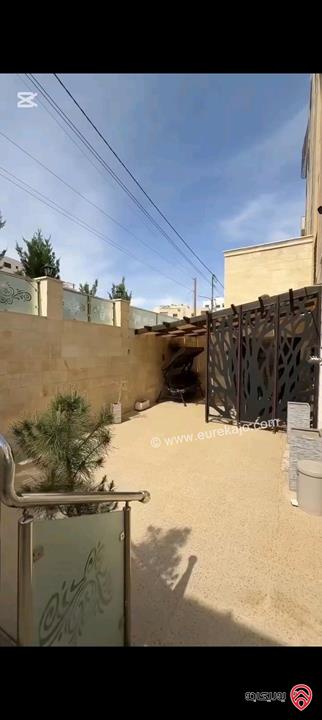 شقة للبيع في عمان - خلدا قرب مدارس ساندس مساحة 180م + 60م شبه أرضي  فاخرة وبسعر مغري جدا  