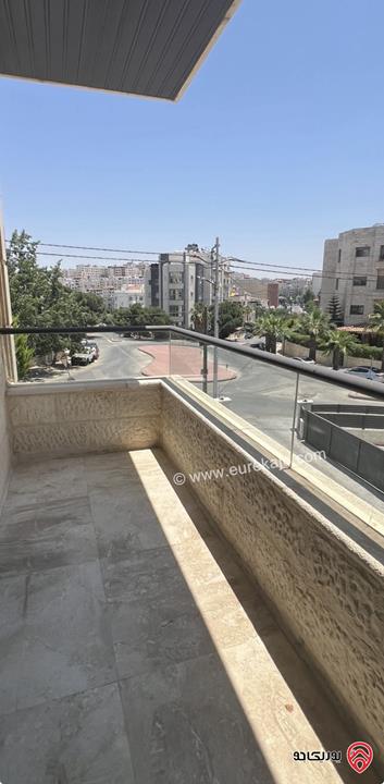 شقة فاخرة مساحة 190م طابق أول للبيع في عمان - ام السماق