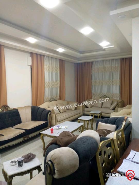 شقة طابق ارضي مساحة 184م داخلي و 230م خارجي للبيع في عمان - ضاحية الرشيد