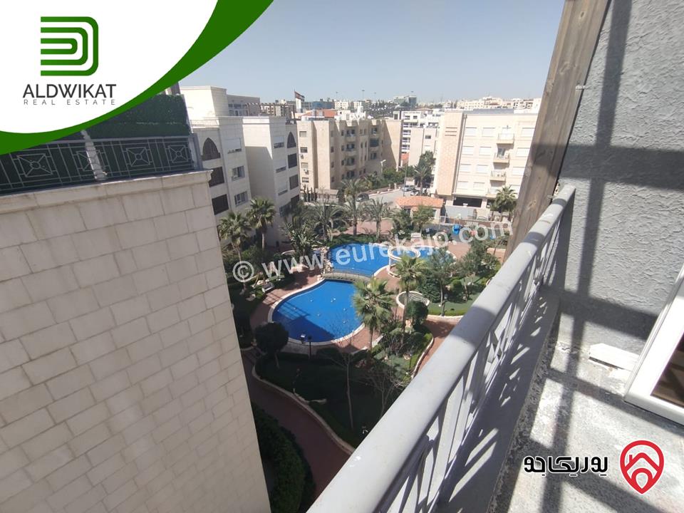شقة فاخرة للبيع في عمان - دير غبار طابق أول مساحة 210 م ضمن كومباوند