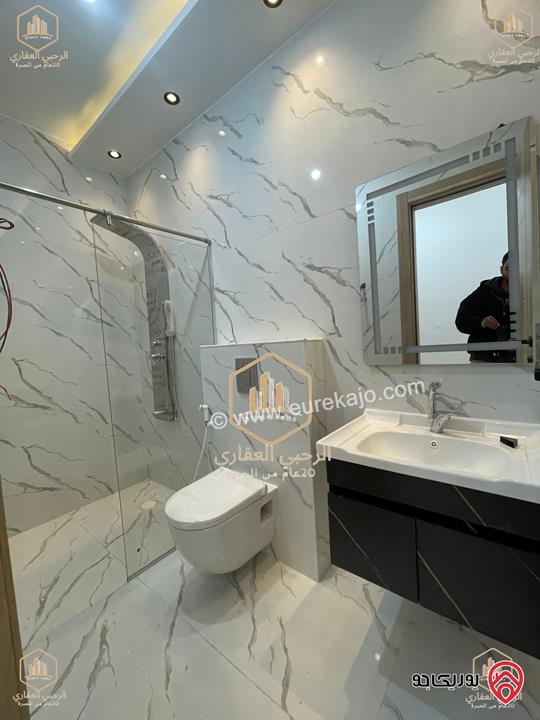 شقة سوبر ديلوكس مساحة 130م طابق ثاني للايجار في عمان - تلاع العلي 