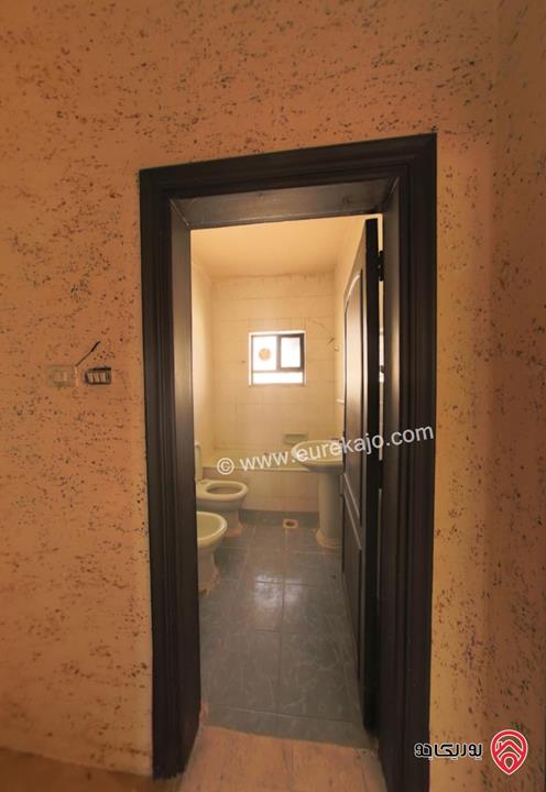 شقة مساحة 144م طابق اول للبيع في عمان - جبل الحسين شارع الجليل