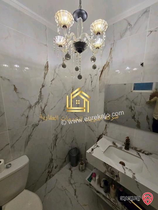 شقة فارغة مساحة 130م طابق ثالث للإيجار في عمان - الجاردنز 