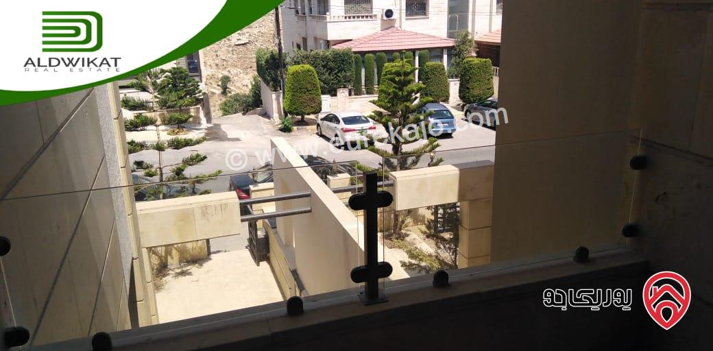 فيلا للبيع في عمان - عبدون مساحة البناء 450م ومساحة الارض 400م ومساحة الحديقة 50م