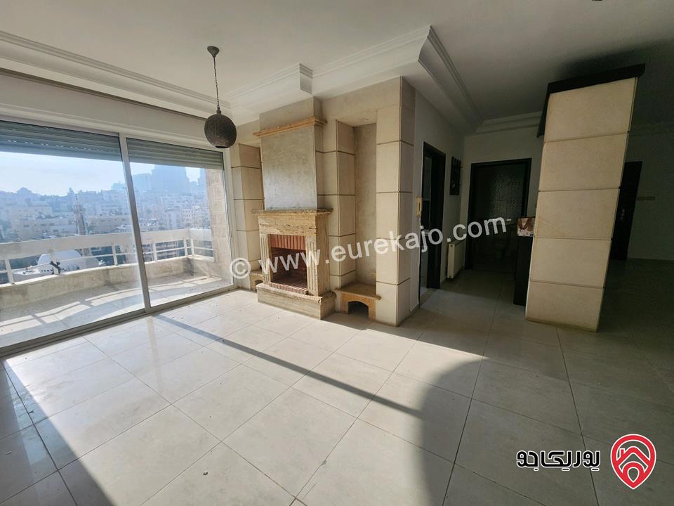 شقة مساحة 200م طابق ثالث للبيع في عمان - الشميساني 