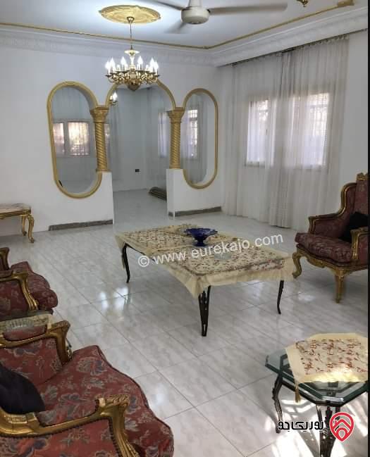 بيت مساحة 455م على أرض 280م للبيع في الزرقاء - الرصيفة الجنوبي