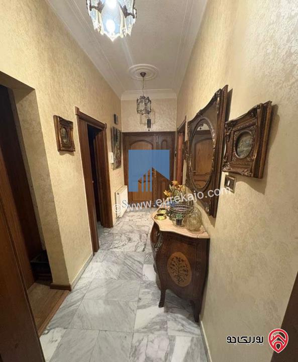 شقة أرضية مساحة 170م مع ترسات 120م للبيع في عمان - الرابية