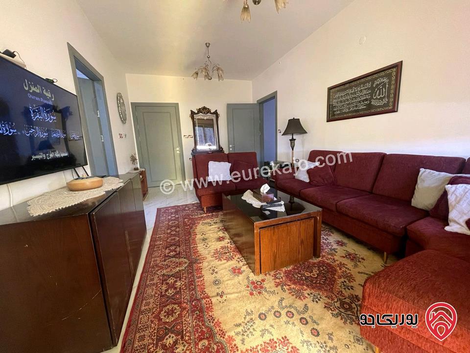 فلل مساحة 238م على أرض 500م للبيع في عمان - الطنيب طريق المطار