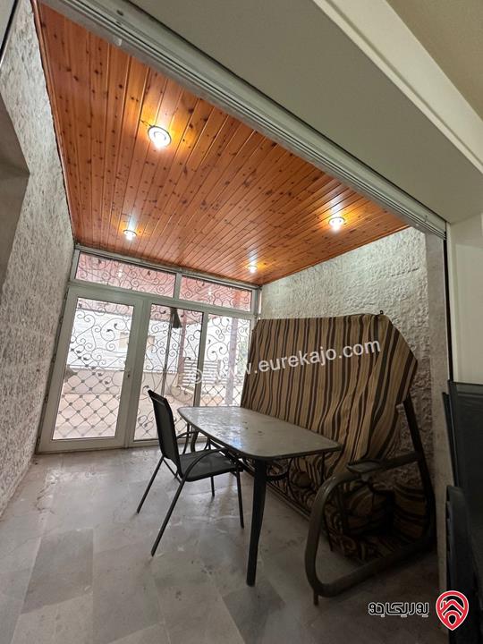 شقة أرضية مساحة 200م داخلي و 350م خارجي للايجار في عمان - دير غبار 