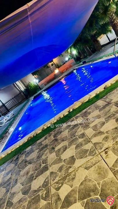 شاليه ومزرعة مساحة الأرض 3 دونم و 404م والبناء 150م للبيع في جرش