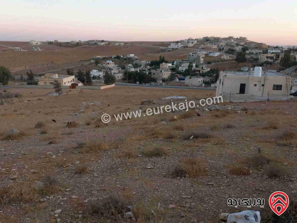 قطعة أرض مساحة 1 دونم و 620م للبيع في المفرق منطقة الزنية