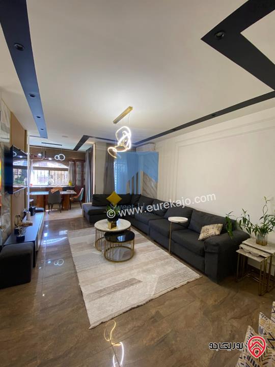 شقة فاخرة للبيع في عمان - أم أذينة طابق ثاني 240م تشطيب سوبر ديلوكس بسعر مغري