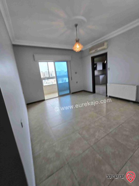 شقة مساحة 171م طابق ثاني للبيع في عمان - الجاردنز