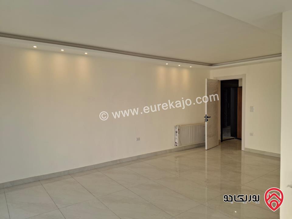 شقة جديدة طابق أول مساحة 175م للبيع في عمان - الرابية