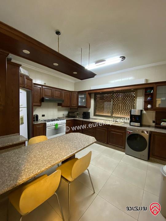 شقة مفروشة مساحة 180م طابق أول للايجار في عمان - دير غبار