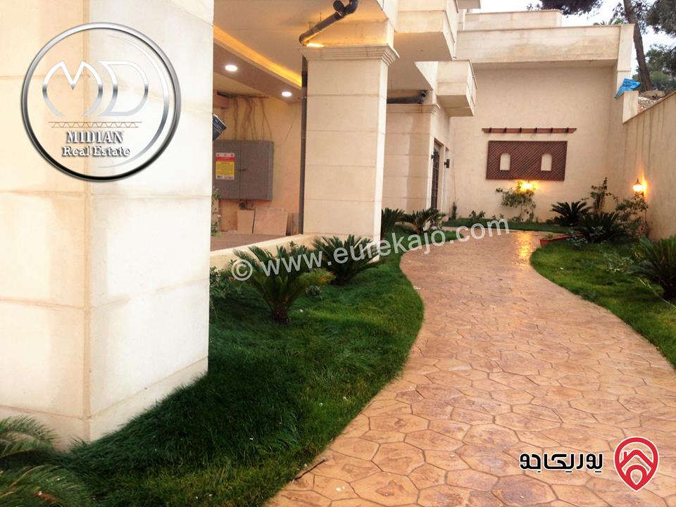 شقة جديدة فارغة للايجار عرقوب خلدا مساحة 230م تشطيبات و ديكورات سوبر ديلوكس اطلالة جميلة بسعر مميز