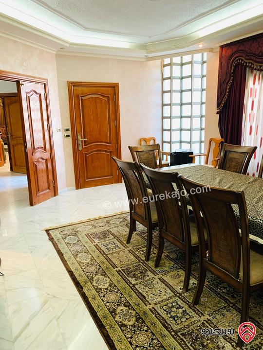 فيلا مساحة 800م على أرض 850م للبيع بسعر الارض في عمان - طبربور 