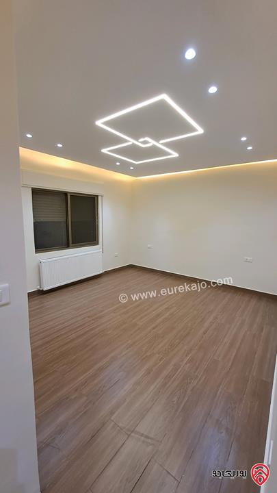 شقة طابق ثالث مساحة 150م للبيع في عمان - مرج الحمام 