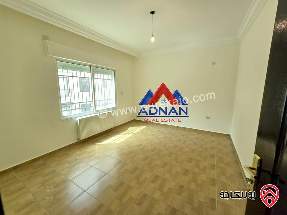 شقه طابقية مساحة 300 م طابق أول للإيجار السنوي في عمان - ضاحية الأمير راشد 