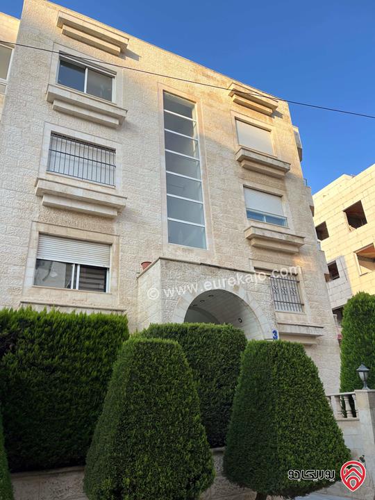 شقة مميزة طابق ثاني مساحة 187م للبيع في عمان - الدوار السابع