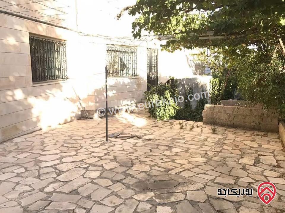بيت مستقل تربلكس مساحة 360م على أرض 540م للبيع في عمان - الجاردنز