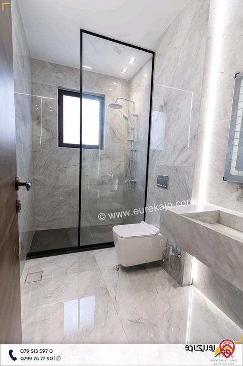 شقة شبه أرضي مساحة 177م مع ترس 50م للبيع في عمان - طريق المطار