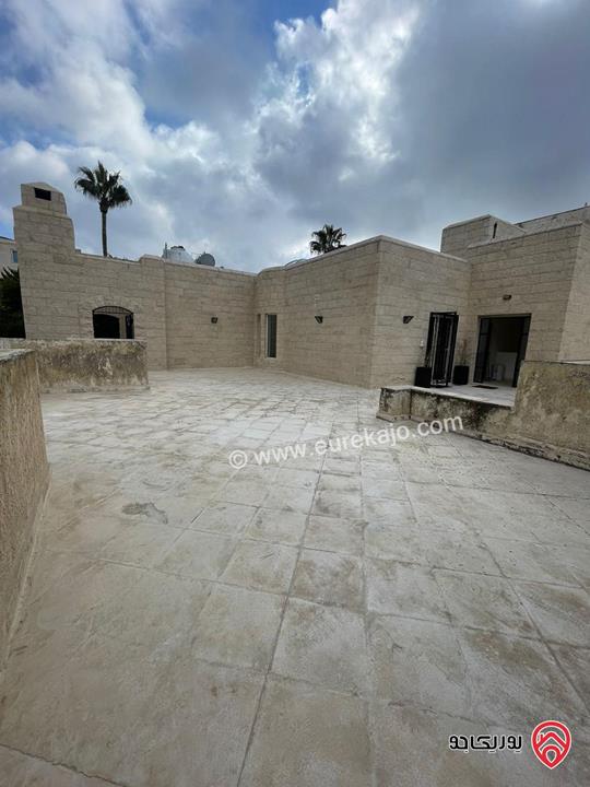 فيلا مساحة 840م على أرض 965م للبيع في عمان - الرابية