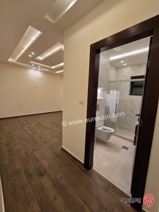 شقة دوبلكس فارغة لم تسكن مساحة 200م للايجار في عمان - البنيات 