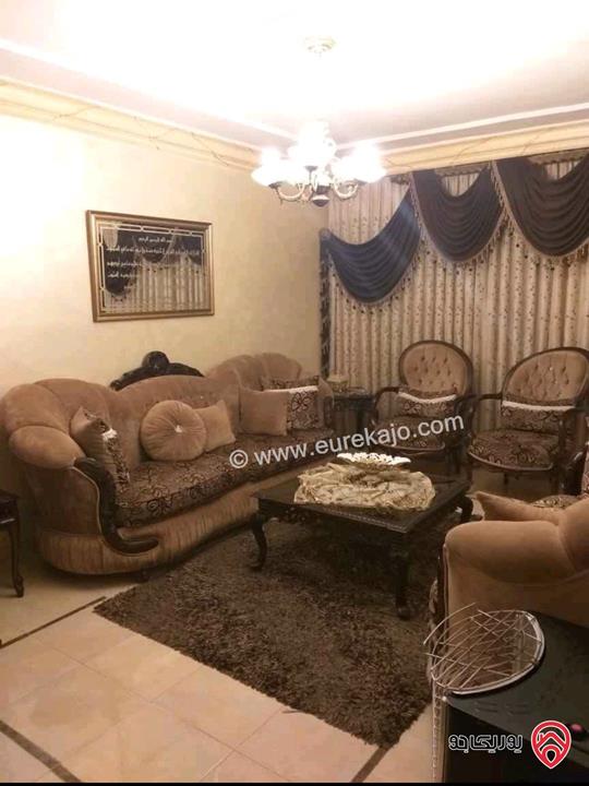 شقة مساحة 100م طابق أول للبيع في عمان - طبربور