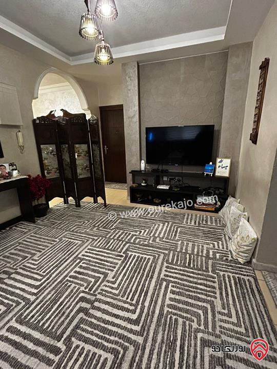 شقة شبه ارضية مساحة 149م مع ترس 15م للبيع في عمان - ضاحية الاقصى 