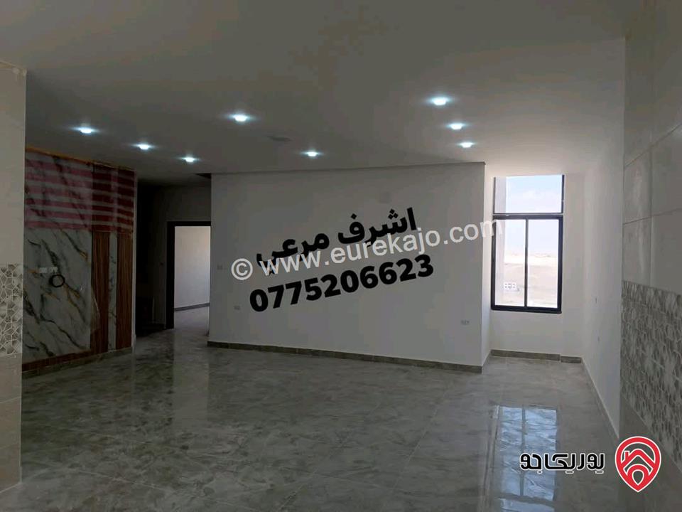 شقة 170م لم تسكن طابق أول للبيع في الزرقاء الجديدة