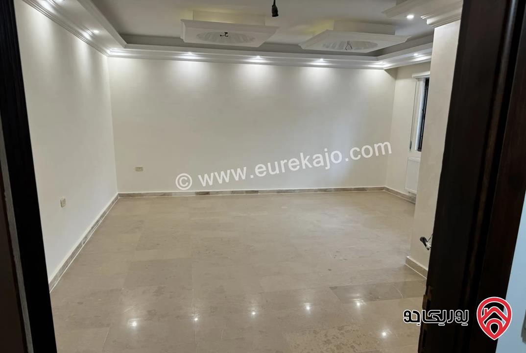 شقة سوبر ديلوكس مساحة 164م داخلي و 120م خارجي للبيع في عمان - حي الصحابة