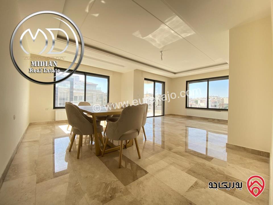 شقة دوبلكس جديدة فارغة للايجار في عمان - ضاحية النخيل طابق اخير مع روف مساحة 250م مع تراسات تشطيبات و ديكورات عصرية فاخرة