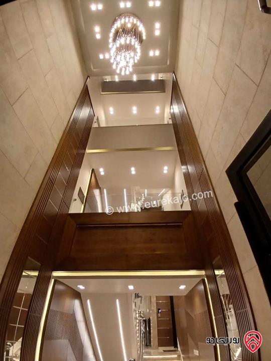 شقة مساحة 200م طابق رابع للبيع في عمان - ضاحية النخيل 