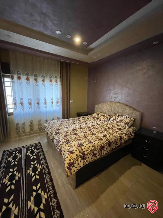 فيلا مساحة 700م على أرض 1 دونم مفروشة للإيجار في عمان - الجبيهة