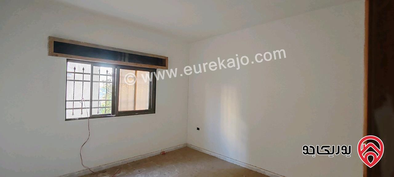 عمارة سكنية تتكون من 3 شقق طابقية على أرض 320م للبيع في عمان - حي نزال