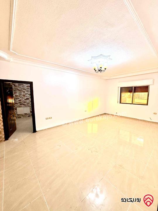 شقة طابق ثاني مساحة 150م للبيع في عمان - طبربور