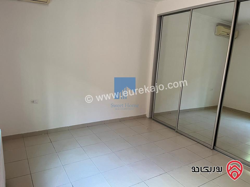 شقة شبه أرضية مساحة 143م داخلي مع ترسات 100م للبيع في عمان - عرقوب خلدا