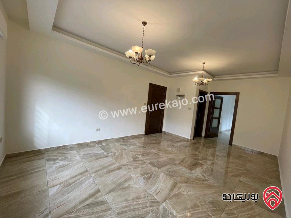 شقة مساحة 135م طابق ثاني للبيع في عمان - ضاحية الرشيد 