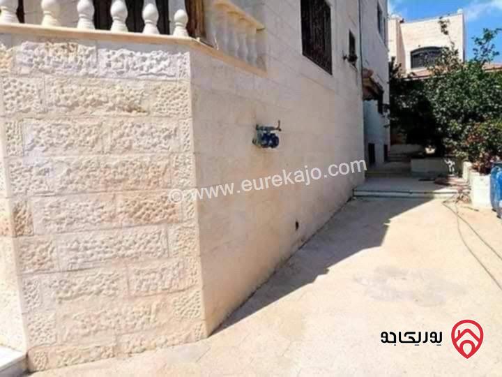 بيت مستقل مكون من طابقين 4 شقق على أرض 581م للبيع في عمان - طبربور