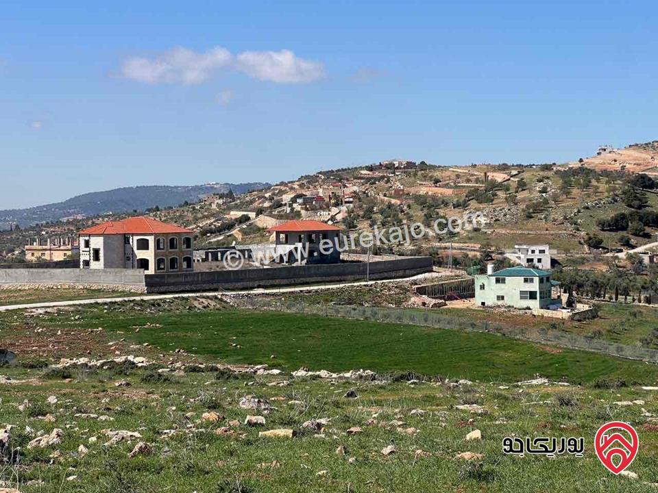 أرض مساحة 3 دونم و 500م للبيع في جرش ثغرة عصفور بالقرب من طريق اربد عمان الدولي 