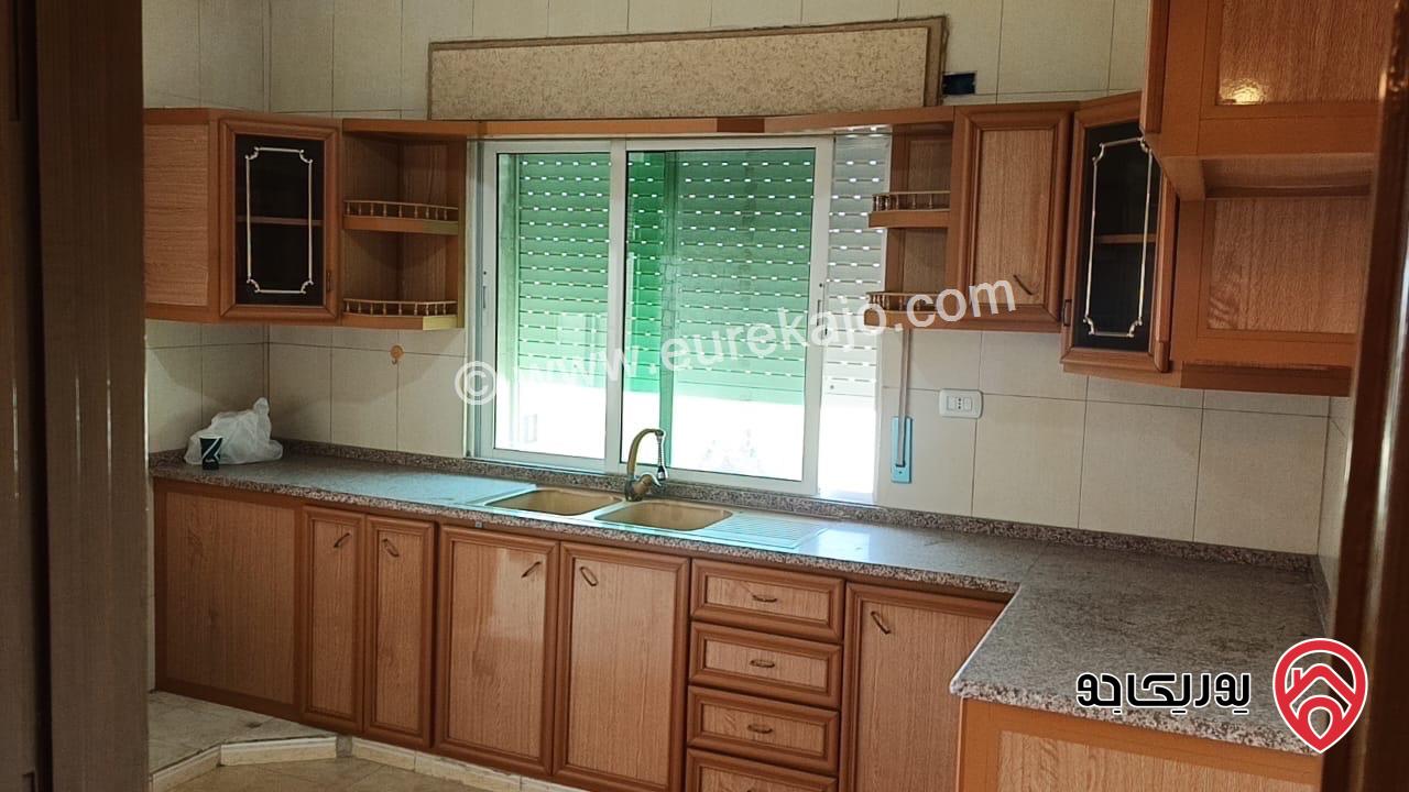 شقة مساحة 143م طابق رابع للبيع في عمان - ماركا الجنوبية عند نادي السباق