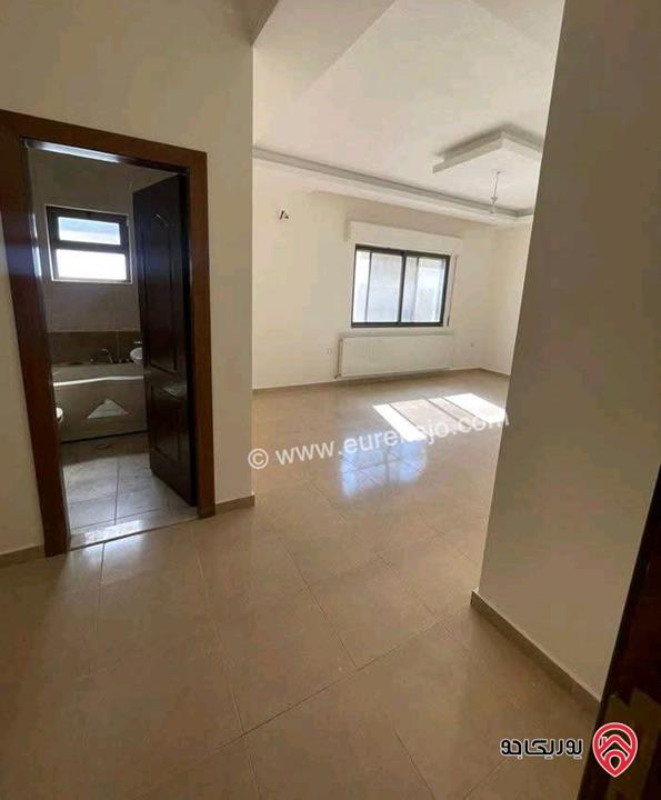 شقة فارغة مساحة 185م طابق أول للايجار في عمان - خلدا