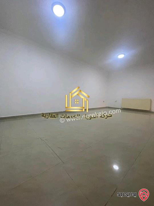 شقة فارغة طابق ارضي معلق مساحة 150م للإيجار في عمان - ضاحية الأمير راشد 