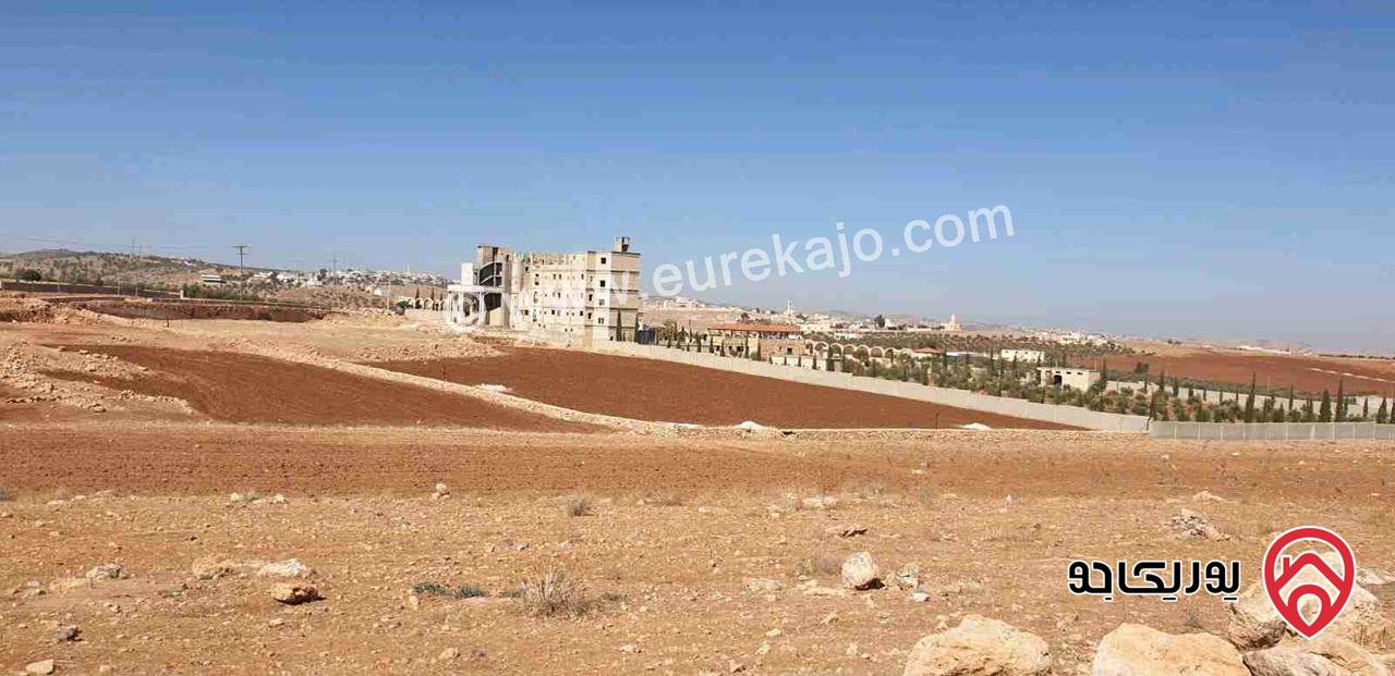 قطعة ارض زراعيه مساحة 3400م للبيع في جرش