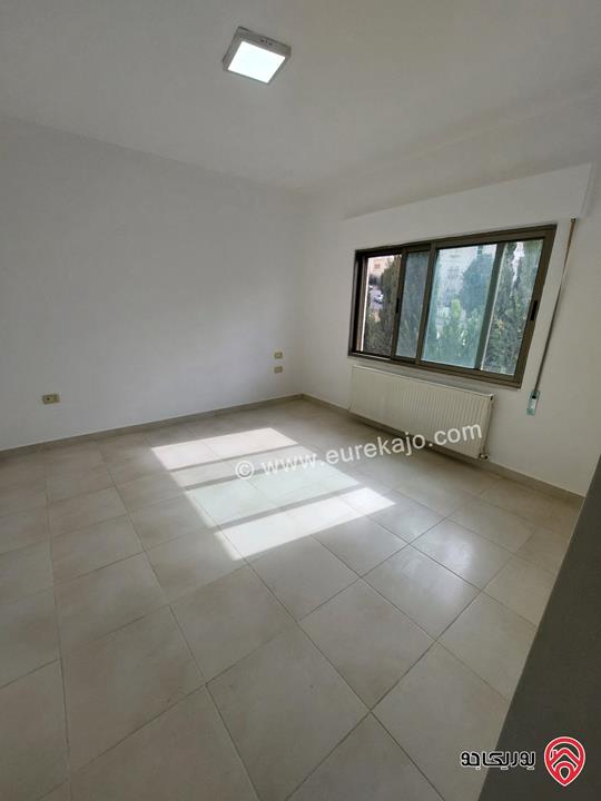 شقة طابق اول مساحة 182م للبيع في عمان - ام السماق