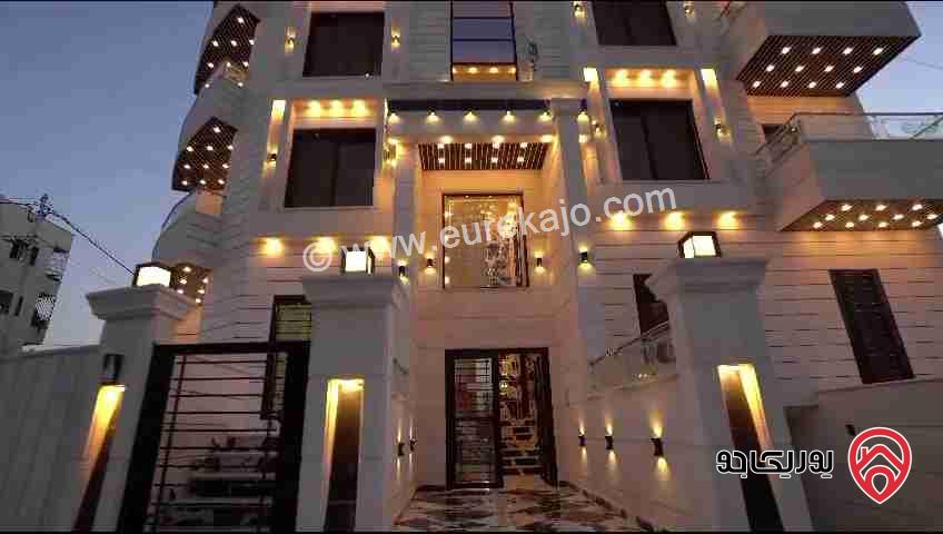 شقة فاخرة طابق ارضي مساحة 216م داخلي وترس مساحة 170م  للبيع في عمان - أم نوارة 